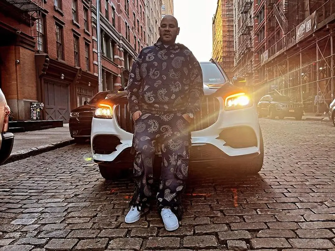 Fat Joe outfit in Alchemist and Nike, 2023