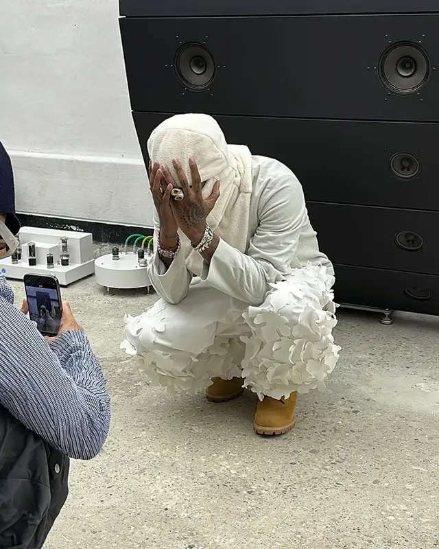 Bloody Osiris outfit in Off-White, Timberland, and Post Archive Faction, 2023