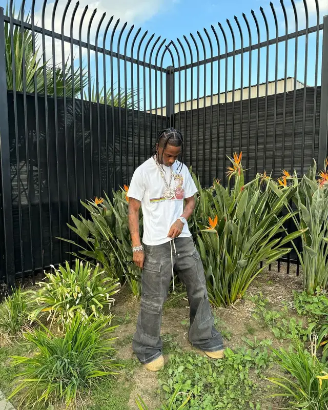 Travis Scott outfit in Vintage, Rick Owens, and Loewe, 2023