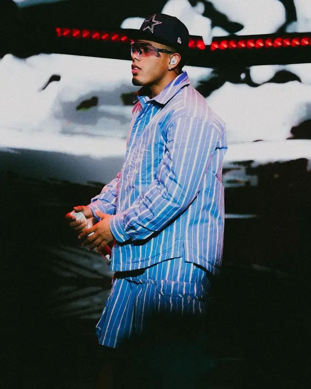 Myke Towers outfit in Jacquemus, Nike, and Oakley, 2023