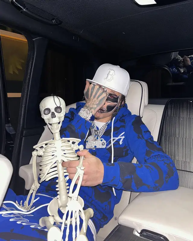Rondodasosa outfit in Asaali, Nike, and New Era, 2023