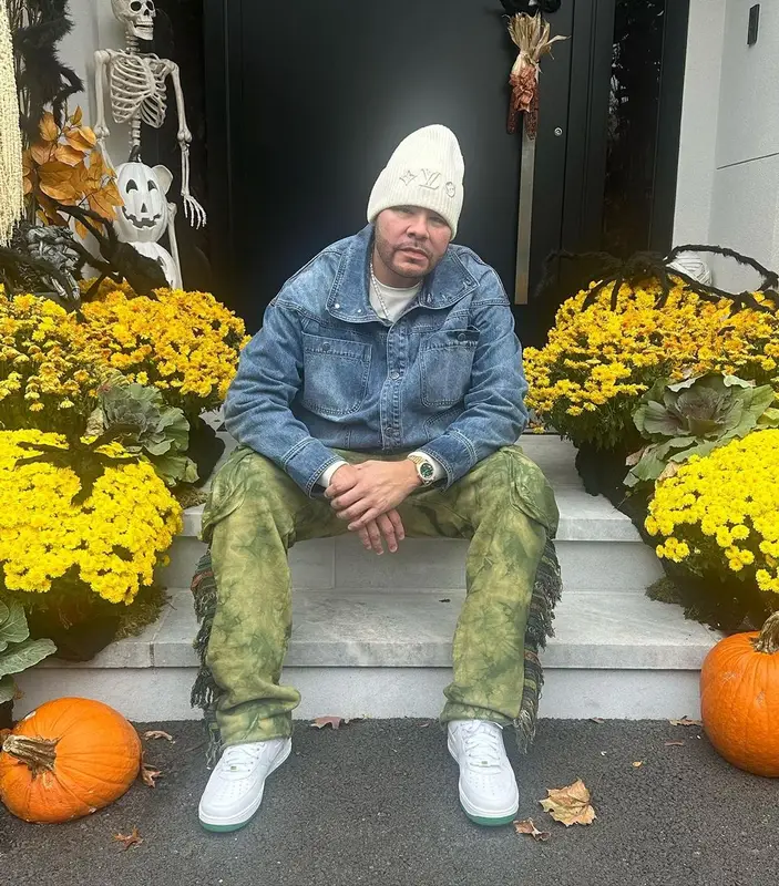 Fat Joe outfit in Alchemist, Nike, and Louis Vuitton, 2023