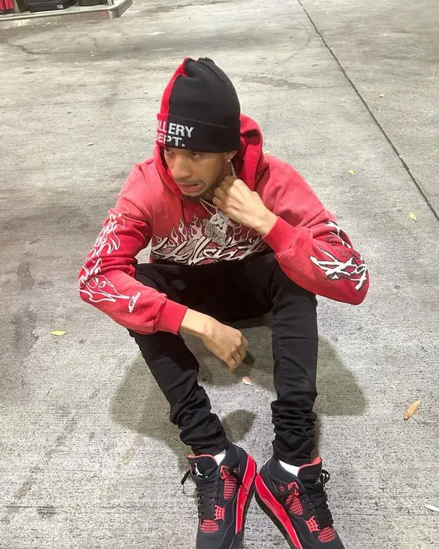 Stunna 4 Vegas outfit in Amiri, Jordan, and Gallery Dept., 2023