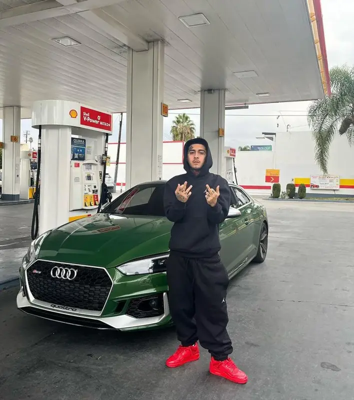 MoneySign Suede outfit in Jordan, 2023