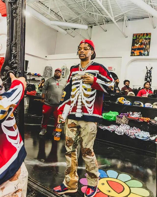 Lil Migo outfit in Supreme, Gallery Dept., and New Era, 2023