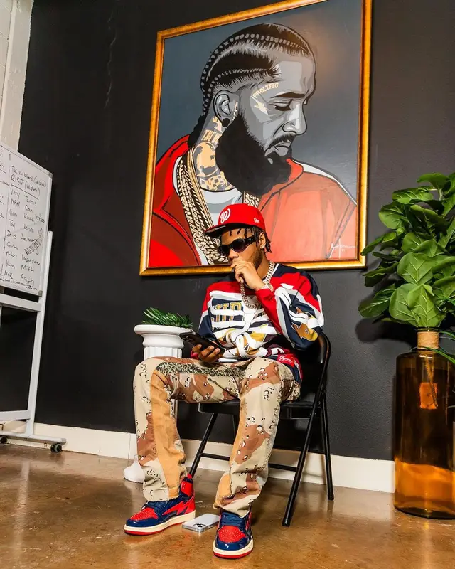 Lil Migo outfit in Supreme, Gallery Dept., and New Era, 2023