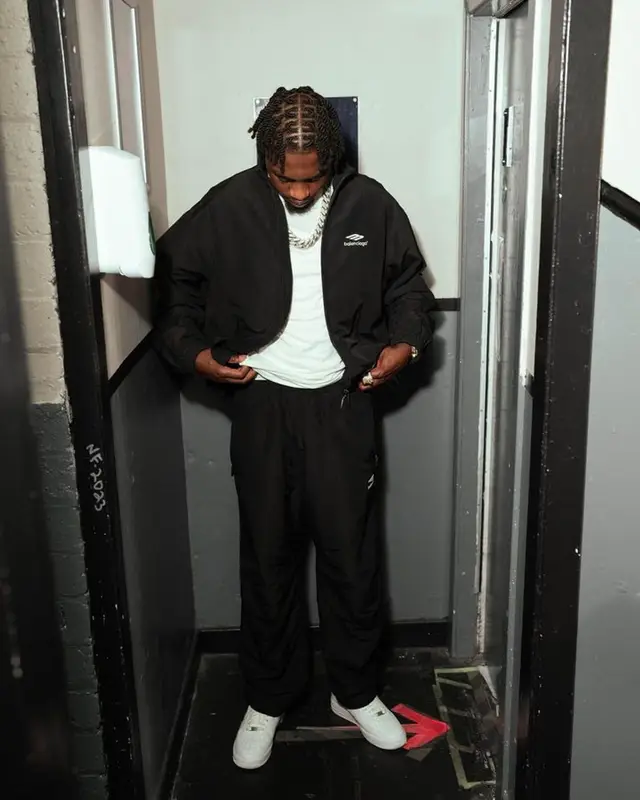 Lil Tjay outfit in Balenciaga and Nike, 2023