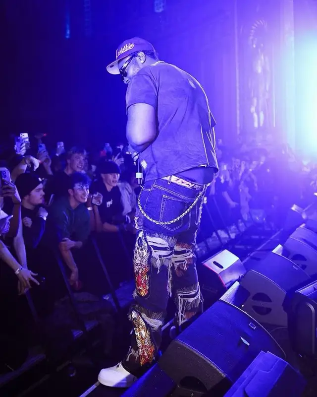 Peezy outfit in Who Decides War and Nike, 2023