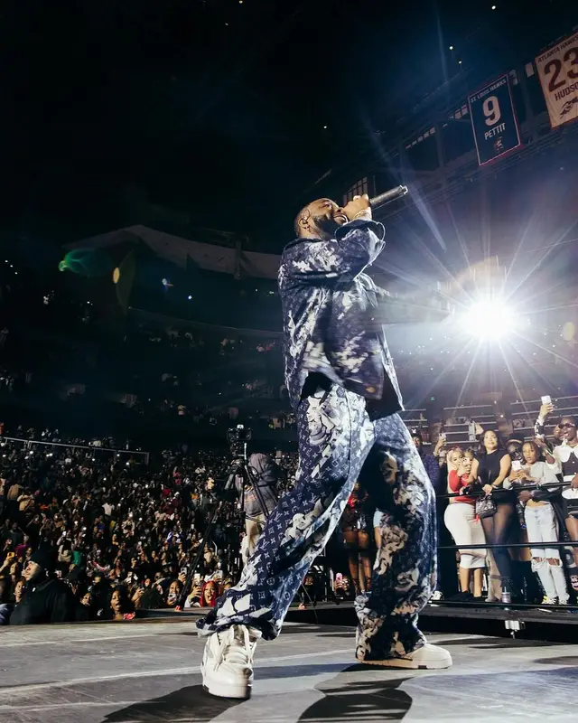 Davido outfit in Louis Vuitton, 2023
