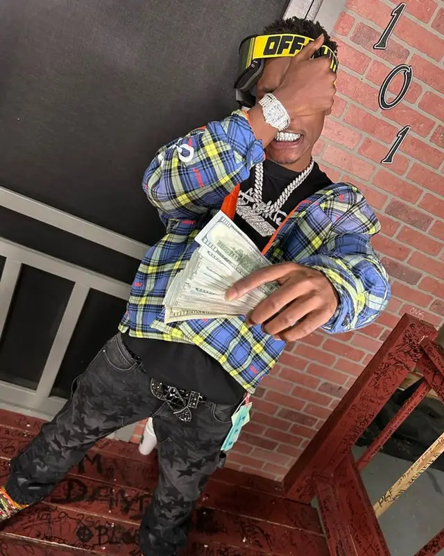 Mudbaby Ru outfit in Amiri, Off-White, and Chemist, 2023