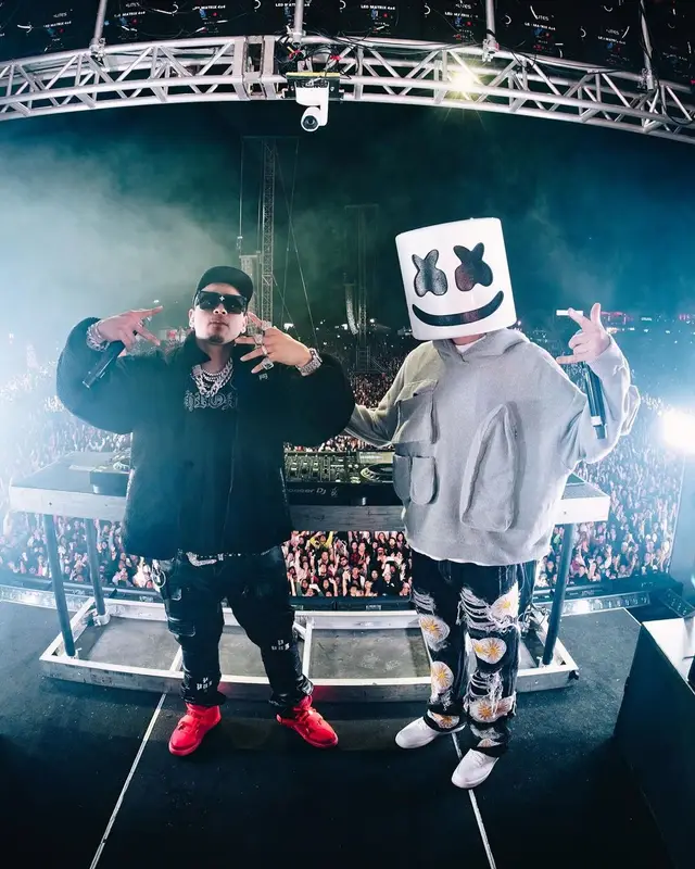 Marshmello outfit in Who Decides War, Nike, and Marshmello Merch, 2023