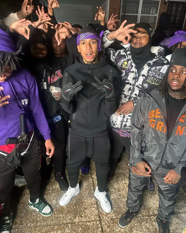 NLE Choppa outfit in Nike, 2023