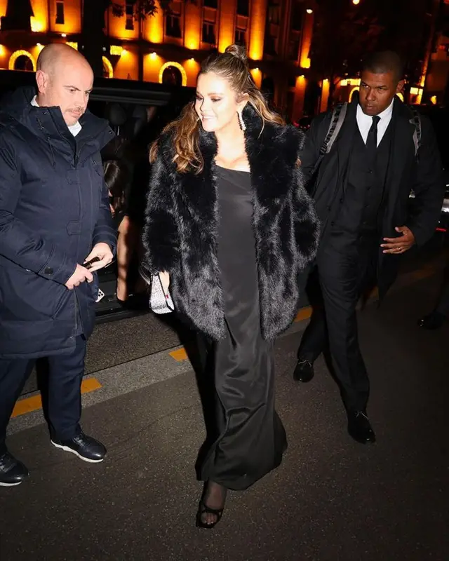 Selena Gomez outfit in Mango, Aupen, and Jimmy Choo, 2023