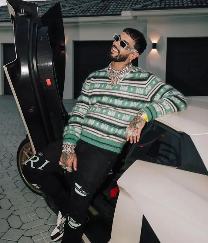 Anuel AA outfit in Amiri and Off-White, 2023