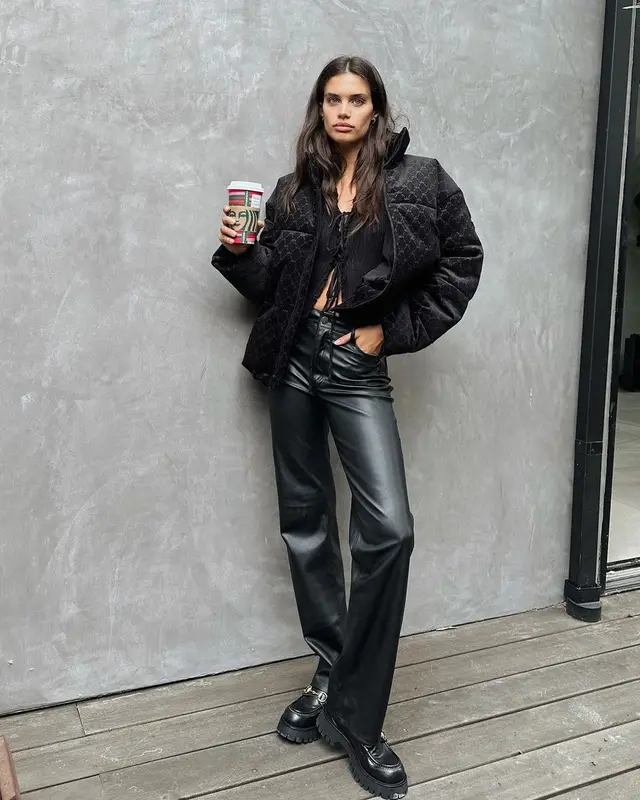 Sara Sampaio outfit in Alo Yoga, Gucci, and Saint Laurent, 2023