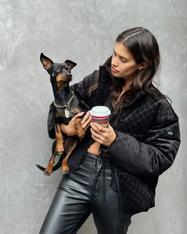 Sara Sampaio outfit in Alo Yoga, Gucci, and Saint Laurent, 2023
