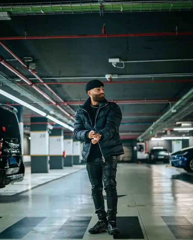 Arcangel outfit in Dior and Amiri, 2023