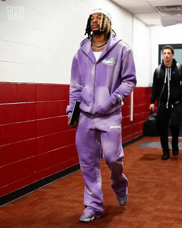 Xavier McKinney outfit in Ricchezza Forever, 2023