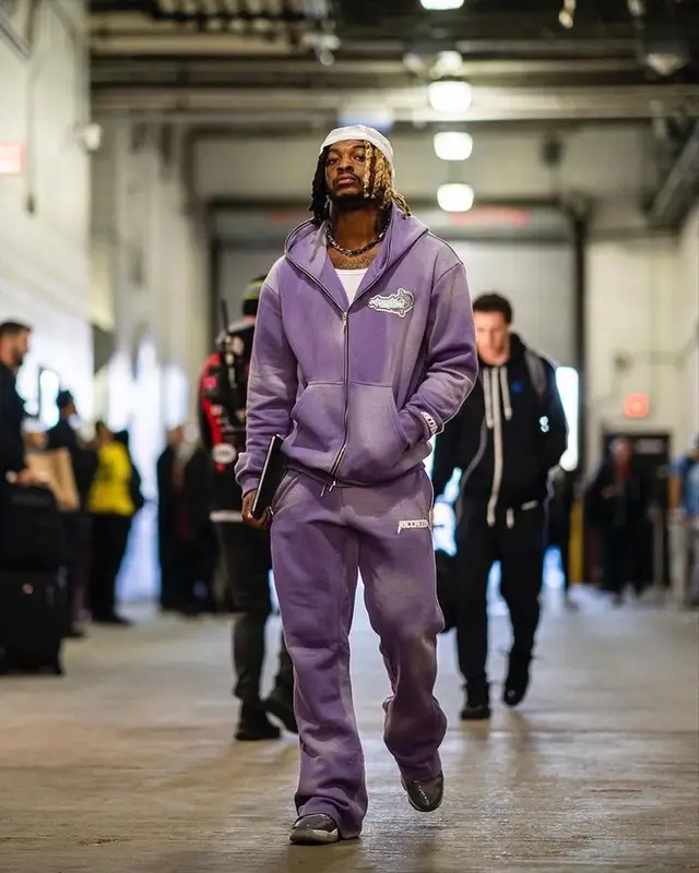 Xavier McKinney outfit in Ricchezza Forever, 2023