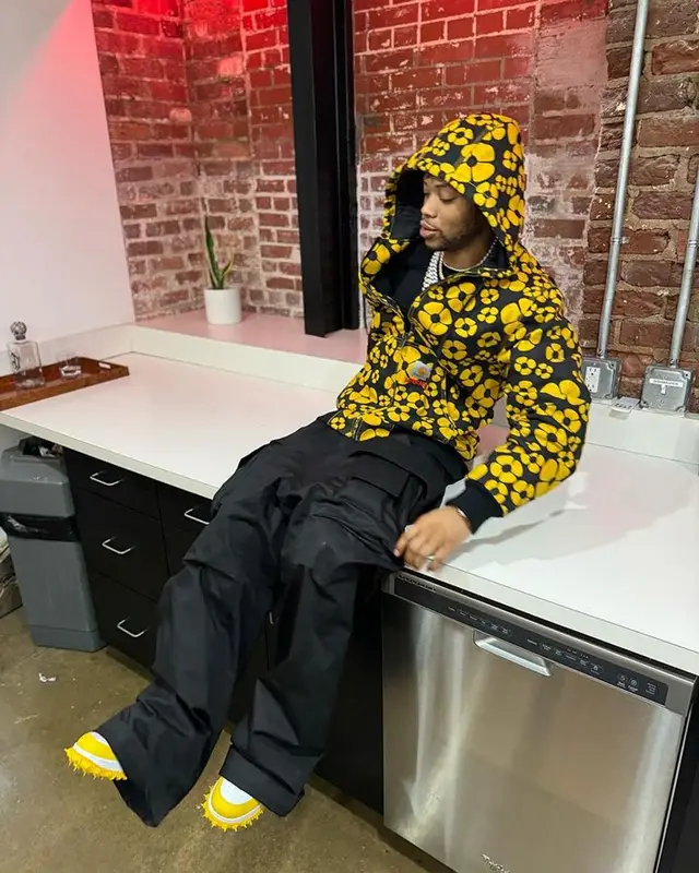 Lil Migo outfit in Carhartt, Prada, and Marni, 2023