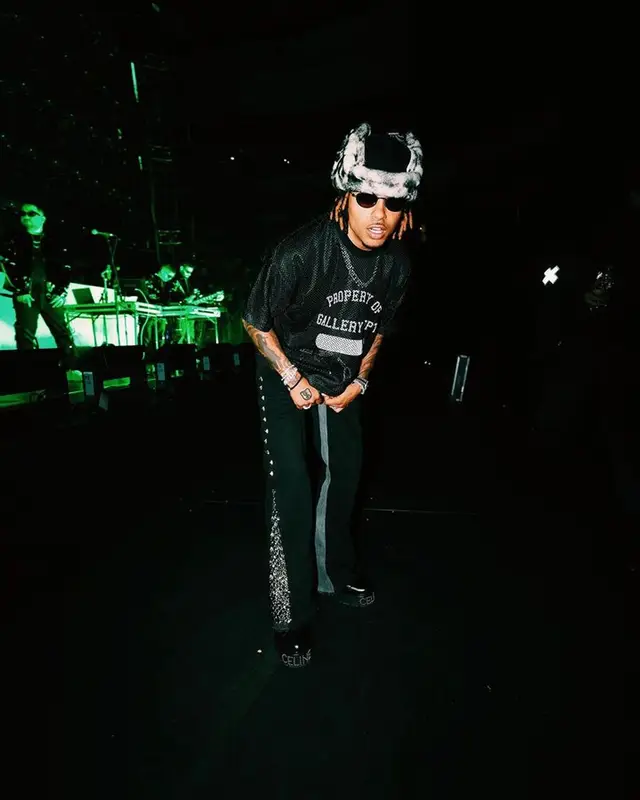 Ozuna outfit in Gallery Dept., Burberry, and Louis Vuitton, 2023