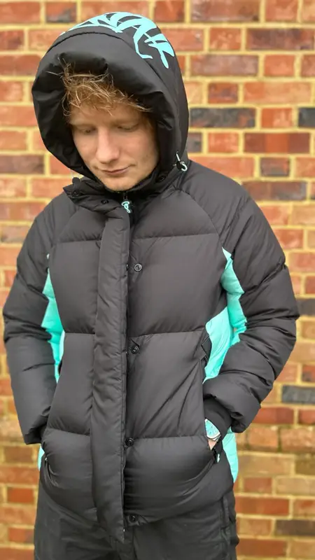 Ed Sheeran outfit in Syna World, 2023