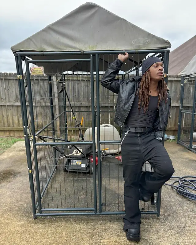 Tana outfit in Vintage, Skims, and Arc'teryx, 2023