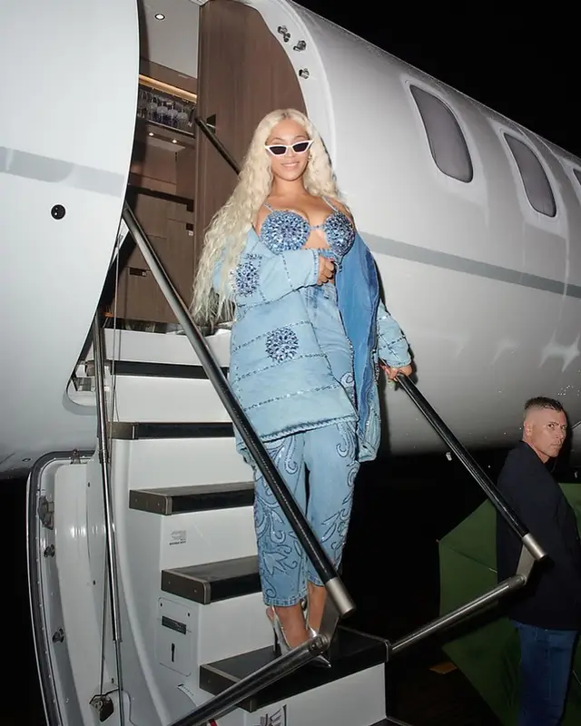 Beyonce outfit in PatBO, 2023