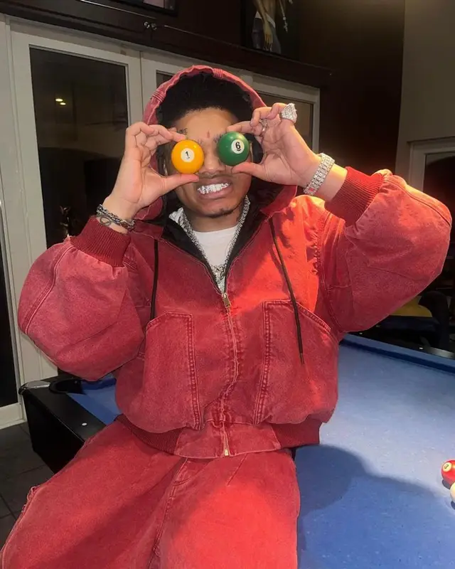 No Cap outfit in R13, Balenciaga, and Moncler, 2023