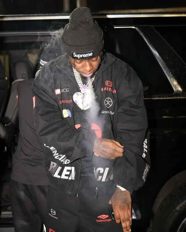Sleepy Hallow outfit in Balenciaga, Supreme, and New Era, 2024