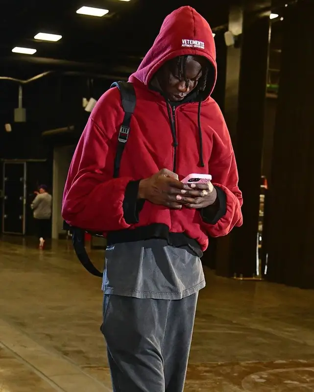 Bol Bol outfit in Vetements and Converse, 2024