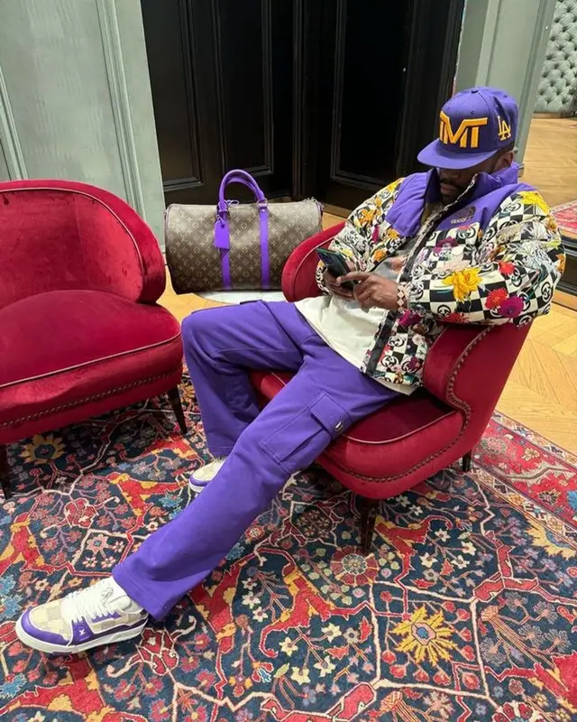 Floyd Mayweather outfit in Gucci, Louis Vuitton, and The North Face, 2024