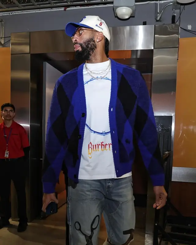 Anthony Davis outfit in Burberry, Amiri, and Rhee Studio, 2024