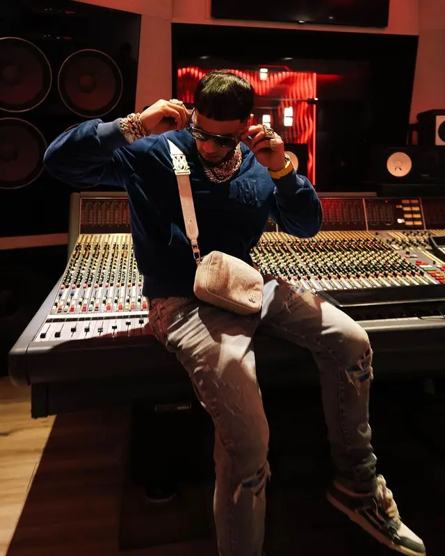Anuel AA outfit in Amiri and Dita, 2024