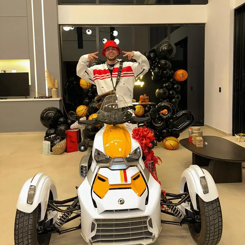 Ryan Castro outfit in Prada, 2024