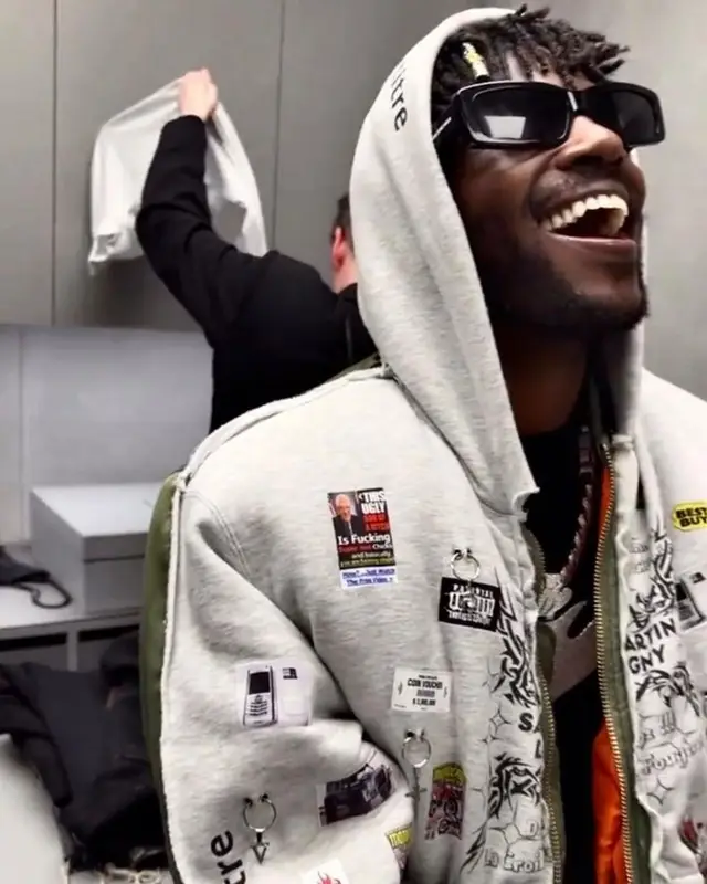 Antonio Brown outfit in coucou bebe75018, 2024