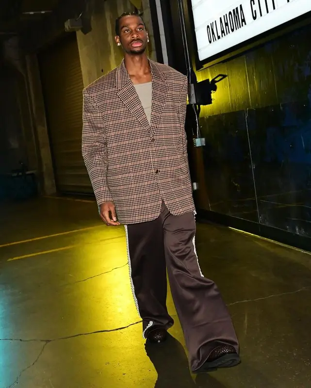 Shai outfit in Balenciaga, Louis Vuitton, and Bottega Veneta, 2024