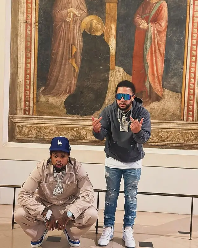 Westside Gunn outfit in Louis Vuitton and New Era, 2024