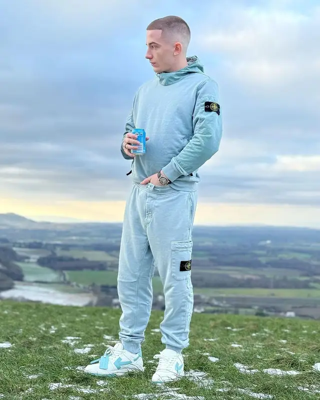 ArrDee outfit in Stone Island and Off-White, 2024