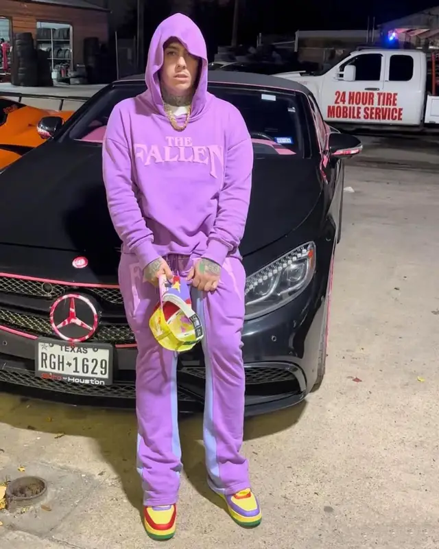 Peso Peso outfit in Yums, 2024