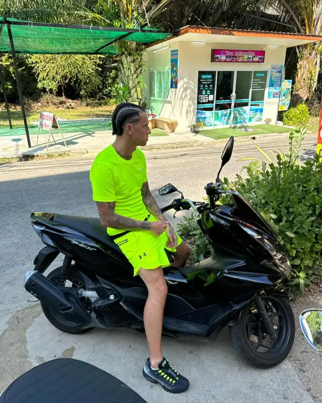 Central Cee outfit in Under Armour and Nike, 2024