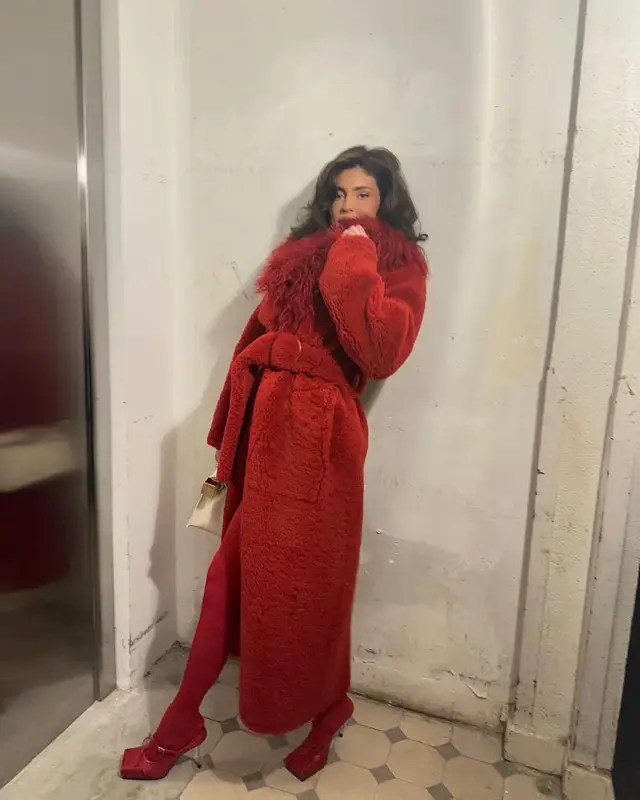 Kylie Jenner outfit in Jacquemus, 2024