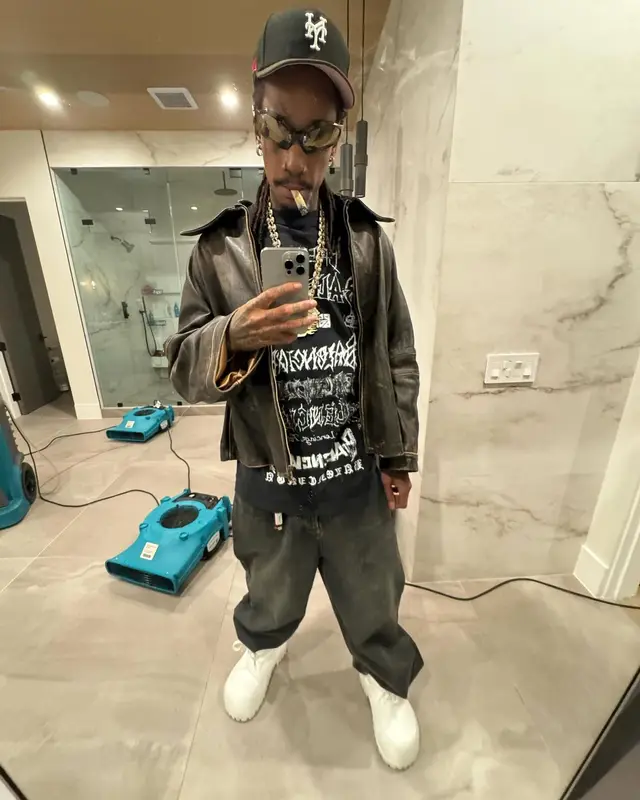 Wiz Khalifa outfit in Balenciaga, New Era, and New York Mets, 2024