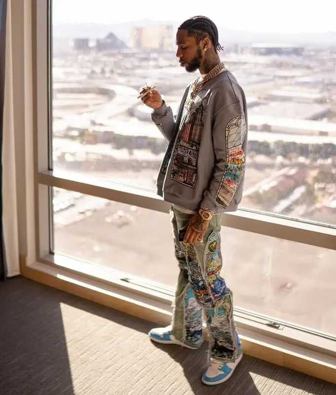 Key Glock outfit in Who Decides War and Nike, 2024