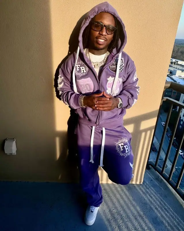 Jacquees outfit in Frozen Roses, Nike, and Ray-Ban, 2024