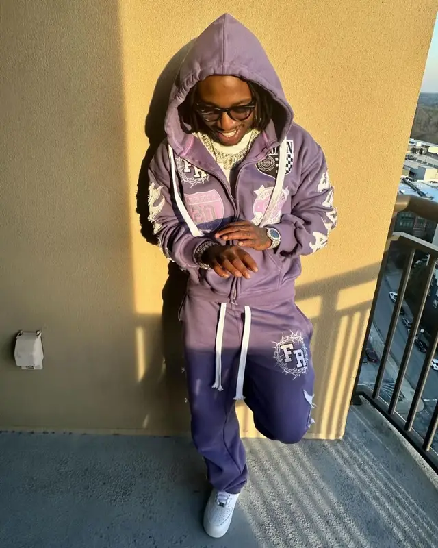 Jacquees outfit in Frozen Roses, Nike, and Ray-Ban, 2024