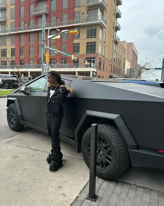 Tana outfit in Supreme, Rick Owens, and Demonia, 2024