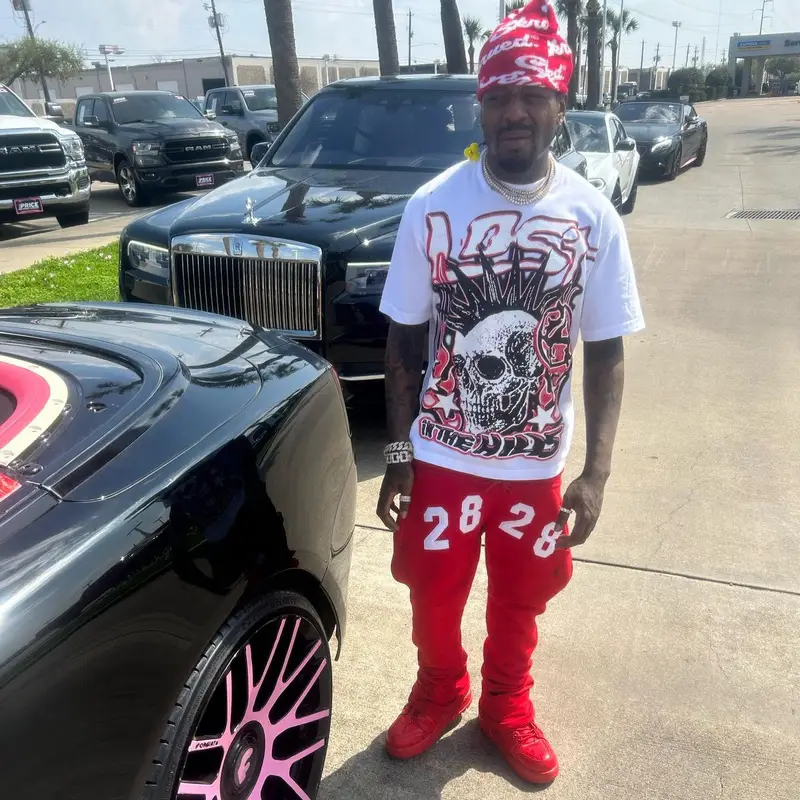 Sauce Walka outfit in 2828 Studios, Louis Vuitton, and Skrued, 2024