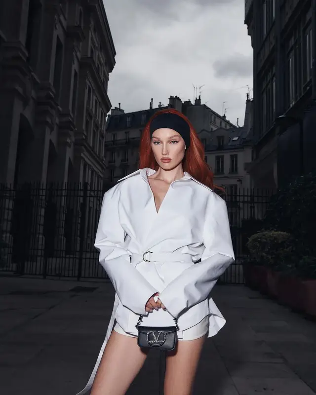 Meredith Duxbury outfit in Valentino, 2024