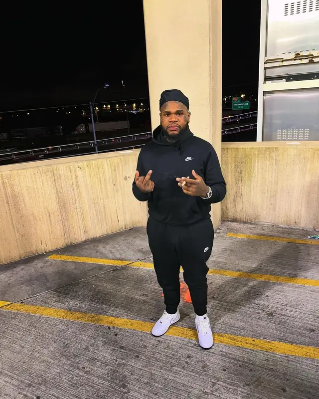 Fat Boy outfit in Nike, 2024